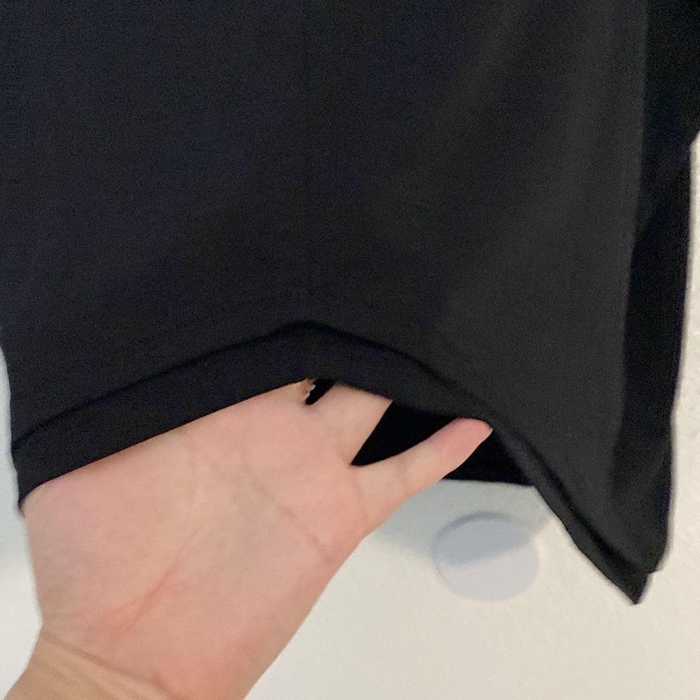 Athleta- Black tank with high rise back detail- Size XL - Picture 6 of 6